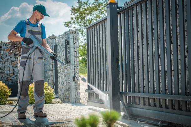 Best Pool Deck Cleaning  in Brownsboro, TX